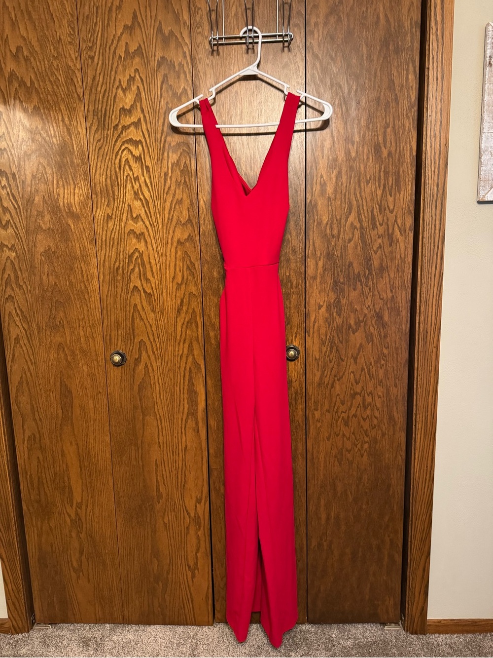 Elegant Red V-Neck Sleeveless Maxi Jumpsuit